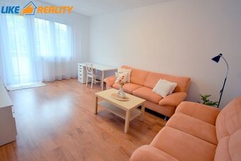 Prenájom 2 izbového bytu Centrum, ul Holubyho - 2