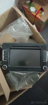 Predám autorádio 2Din originál Škoda 3T0035156B - 2