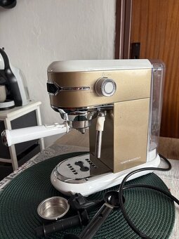 TREVOR, pákový kávovar - 2