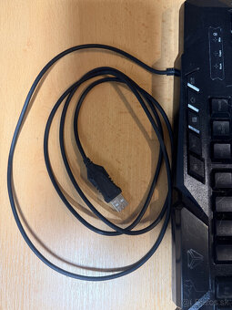 Predám YENKEE klávesnicu a HP myš - 2