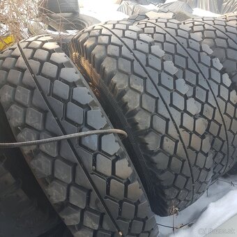 Pneumatiky 11.00 R20 - 2