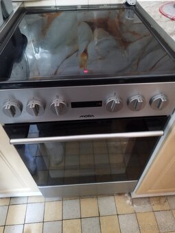 Elektrický sporák Mora - 2