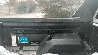 Ford Ranger plastovy kryt - 2