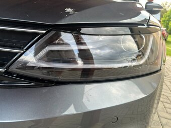 Predné svetlá VW Jetta 6 11-18 Tube Light Black - 2