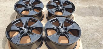5x114,3 r18 - 2