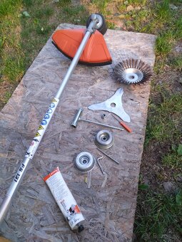 Predám krovinorez stihl 131 - 2