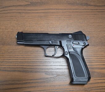 Browning BDM 9mm Luger - 2