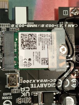 GIGABYTE WBAX200 - 2