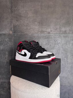 🔥Air Jordan 1 mid “ Gym Red “ - 2