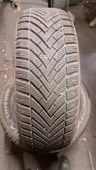 zimné 205/60/16 - 2