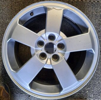 alu  kola ŠKODA   6Jx16 - 2