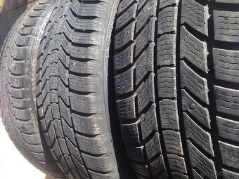 Predám zimné 215/55r17 5/6mm - 2