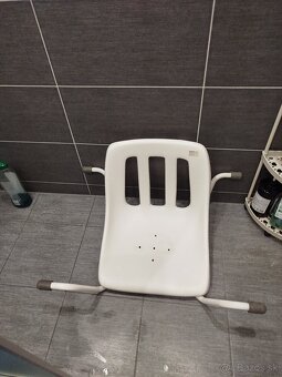 Pomôcky do kúpeľne - 2