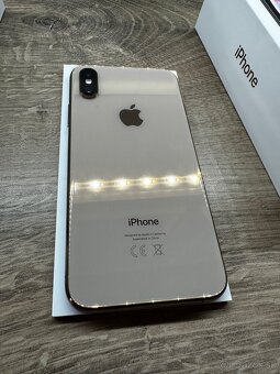 Predám iPhone Xs 256gb Gold - 2