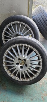 Predam letne pneu 225/45ZR17 Laufen - 2