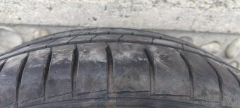 Skoda Octavia letny pneu - 2