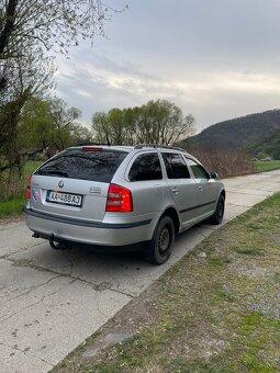 Škoda Octavia - 2