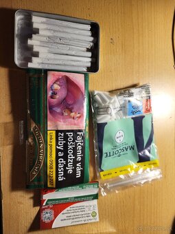 Kovová rolovačka na cigarety nová - 2