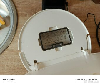 Robotický vysávač Tesla - 2