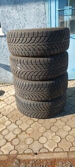 Bridgestone Zimné pneu 235 /60 R 17 - 2