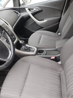 Opel Astra 1.7 CDTI 92KW 2010 - 2