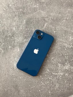 Apple iPhone 13 Blue 128GB - 2