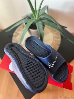 Nike šľapky - 2