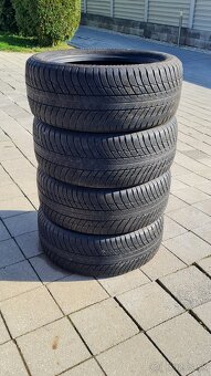 ZIMNÉ PNEUMATIKY BRIDGESTONE BLIZZAK LM001 245/50 R19 105V - 2
