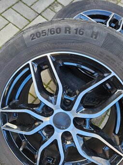Predám alu disky R16 5x114,3  Letné pneu 205/60R16 - 2