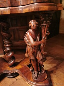 Predám originál barokový sekretár - 2