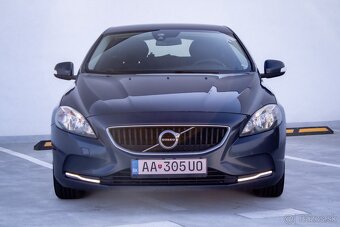 Volvo V40 D2 2.0L 88kW MT/6 2018 - 2