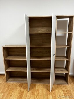 Predám kancelársky nábytok - zostava - 2