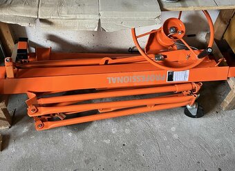 Zdvihak na sadrokarton - 2