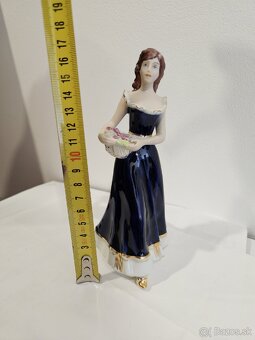 Porcelánova figurka - kobalt žena - ROYAL DUX bohemia - 2