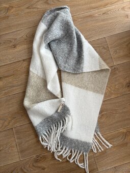 Teplý dámsky šál - 2