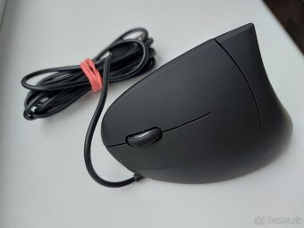 Vertikálna PC myš pre ľavákov - 2
