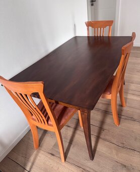 Jedálenský stôl - 2