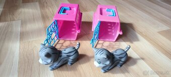 Predám hračky - prepravky aj s mačkami. - 2