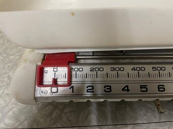 Retro kuchynská vaha - 2