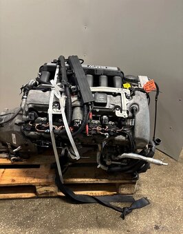 Kompletný motor BMW 325i 2.5 - 2