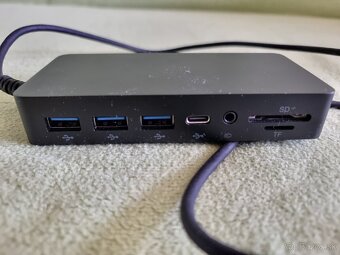 Predám usb-c hub - 2