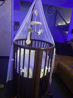 Rastúca detská postieľka STOKKE Sleepi hnedej farby - 2