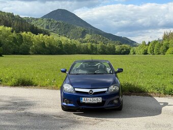 Opel Tigra TwinTop 1.8i 16v CABRIO 92 kw - 2