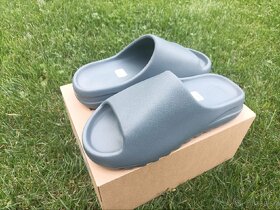 Yeezy Slide SLATE MARINE 43 - 2