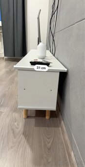 Stolík pod TV - 2