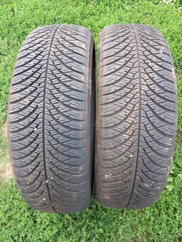 Zimne pneumatiky 215/65R17 - 2