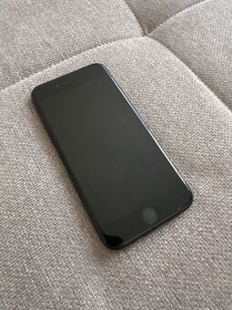 iPhone 7 čítaj popis - 2