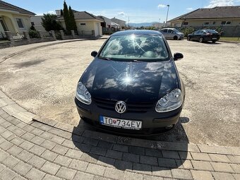 Volkswagen Golf 5 1.4 benzin - 2