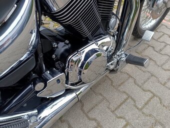 SUZUKI INTRUDER 1400 / r.1999, TOP KRÁSNY originál stav - 2