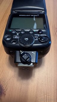 blesk Nikon SB-900 - 2